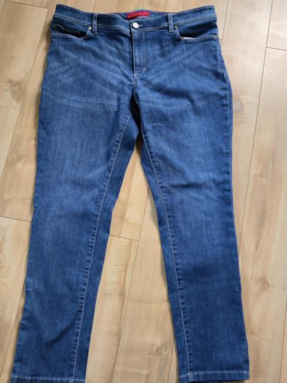 L.L.Bean Women’s Stretch Straight Leg Jeans Blue Denim Size 18 Petite Comfort Fi